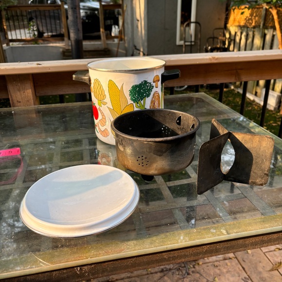 Vintage 1970s San Ignacio Kitsch enamelware stock pot - Picture 4 of 7